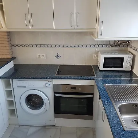 Apartment Perfect Location Close To Beach