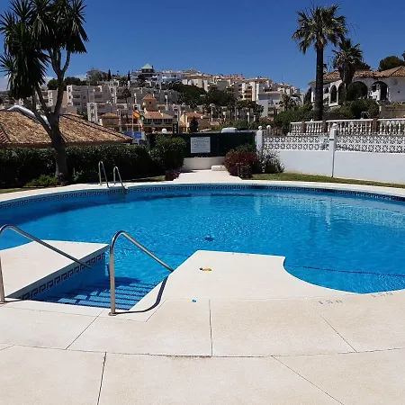 Perfect Location Close To Beach *