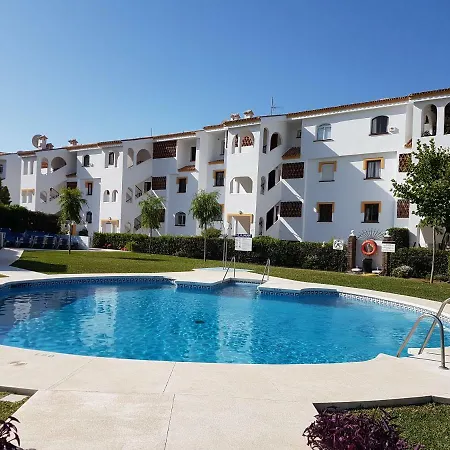 Perfect Location Close To Beach Apartment Sitio de Calahonda